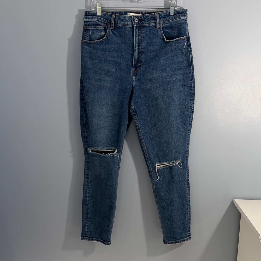 Abercrombie & Fitch Distressed The Skinny High Rise  Jeans curve love SZ 32/14